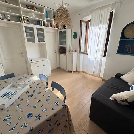 Appartamento Con Vista Mare A Porto Santo Stefano (Grosseto)