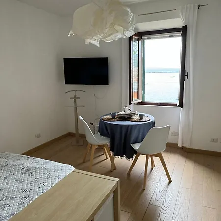 Con Vista Mare A Apartamento
